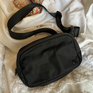 Lululemon belt bag